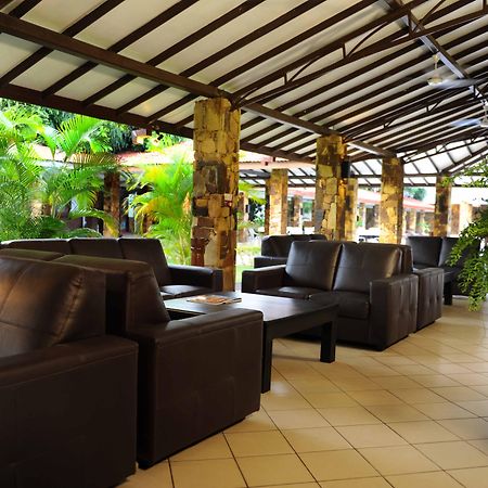 Full Moon Garden Hotel Negombo Eksteriør billede