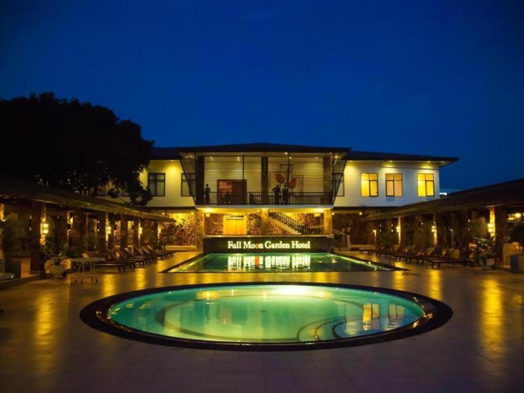 Full Moon Garden Hotel Negombo Eksteriør billede