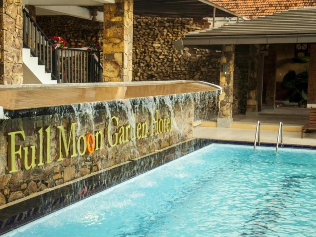 Full Moon Garden Hotel Negombo Eksteriør billede